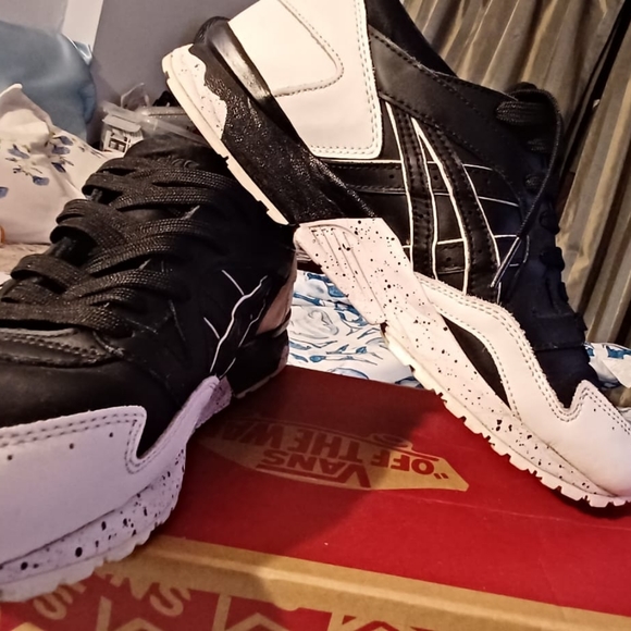 ACICS GEL-LYTE 5 blk and white oreo - Picture 5 of 10